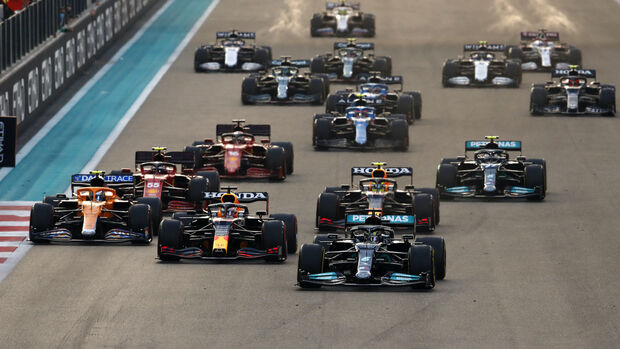 Start - Formel 1 - GP Abu Dhabi - 12. Dezember 2021
