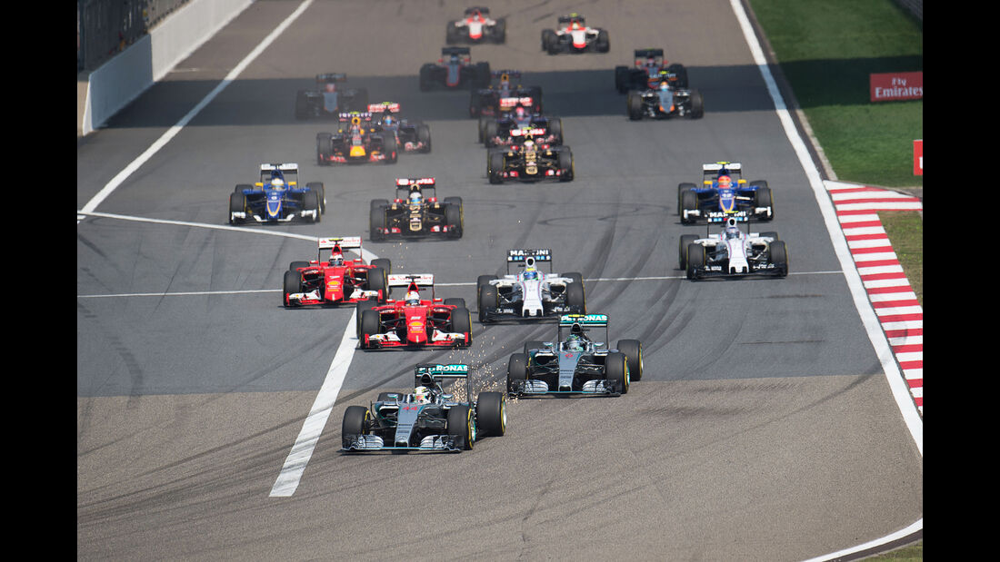 Start - Formel 1 - GP China 2015