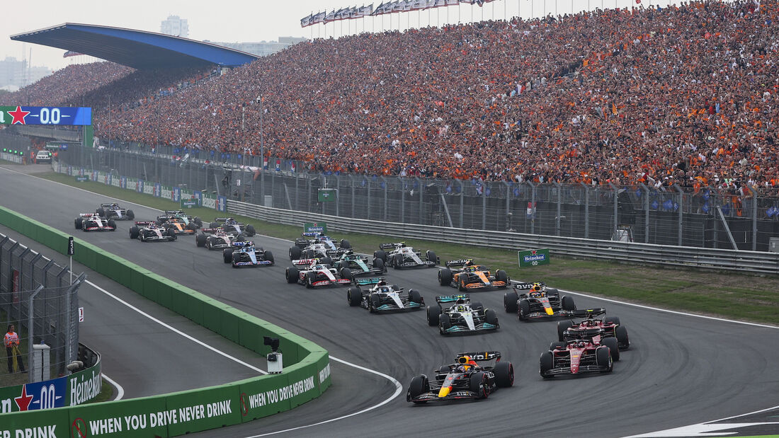 Start - Formel 1 - GP Niederlande - 4. September 2022