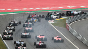 Start - Formel 1 - GP Österreich 2015