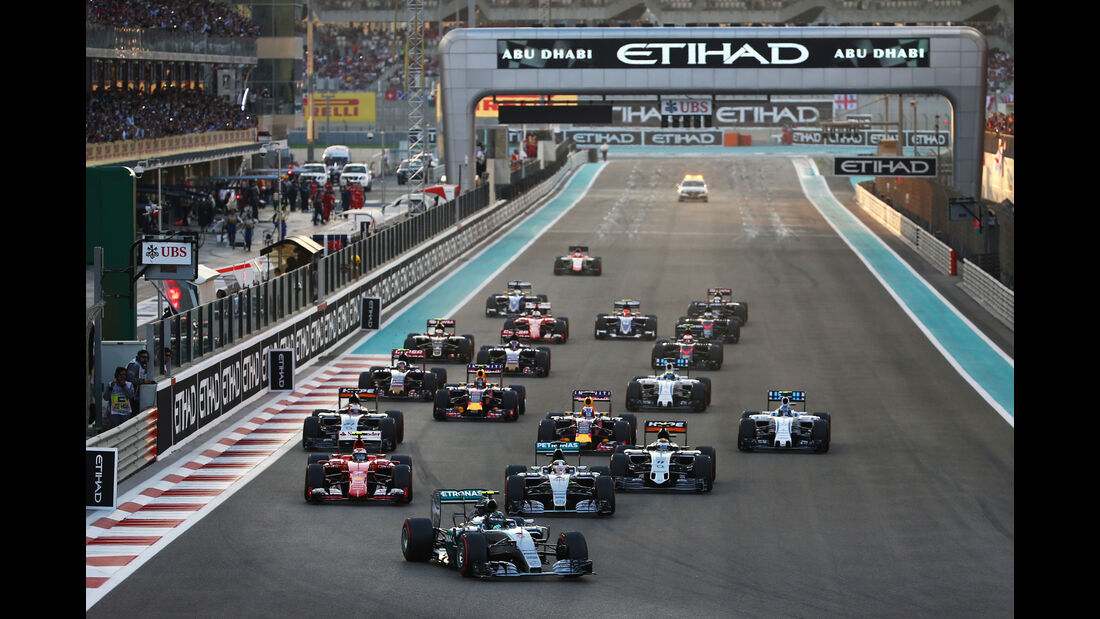 Start - GP Abu Dhabi 2015