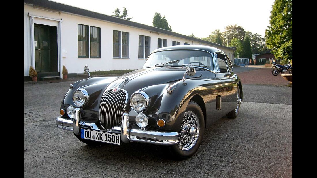 Startnummer 82: Horst Brühmann und Heinz Rudolf im Jaguar XK150 FHC, 3,8 Liter, 6-Zyl. Reihe, 210 PS, Baujahr 1959, Scuderia ZEN.