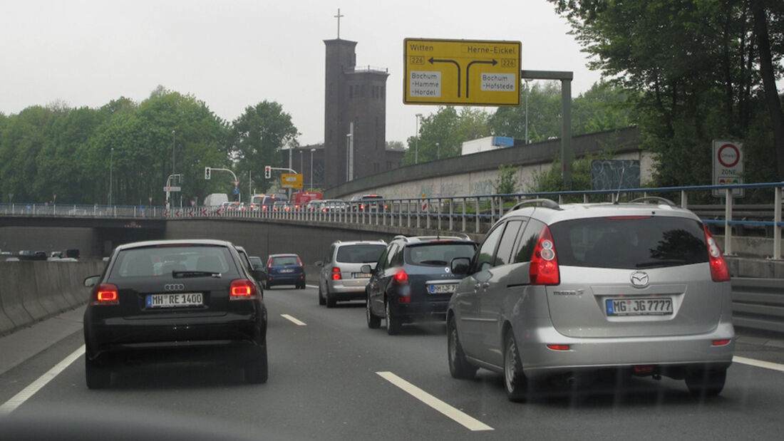 Stau Autobahn A40