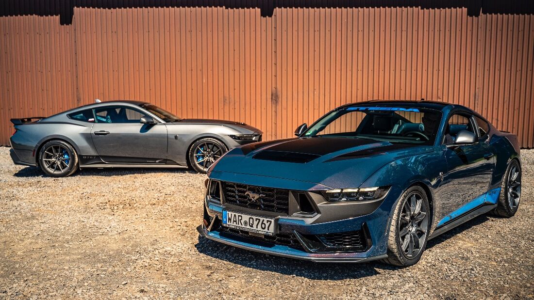 Steeda Q767 Mustang Dark Horse