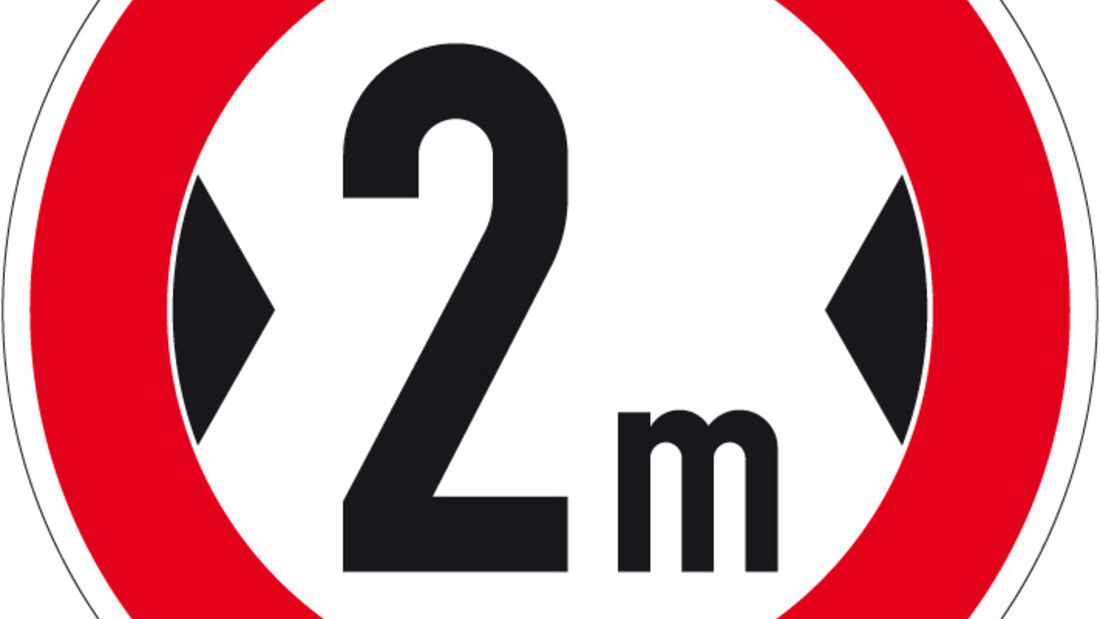 Straßenschild, Breite 2m