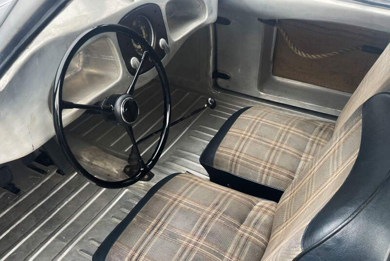 Stromlinien-Replika Typ 60 K10-RR auf VW Käfer Chassis