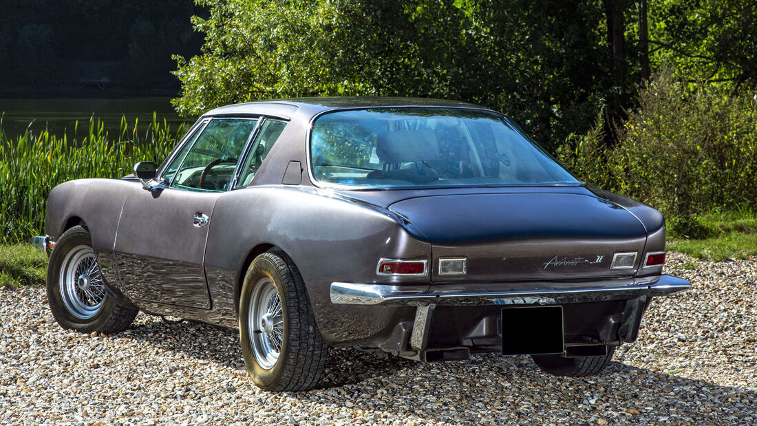 Studebaker Avanti (1973)