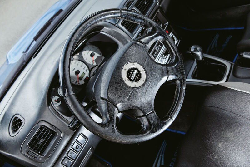 Subaru Impreza GT, Lenkrad