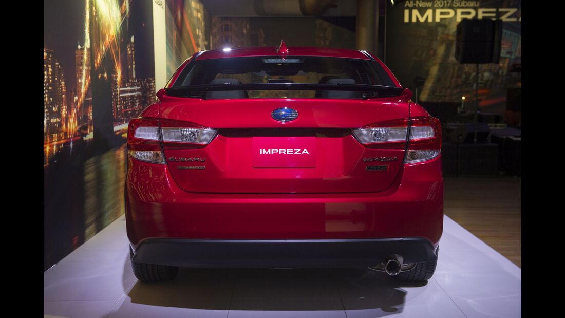 Subaru Impreza Teaser New York 2016