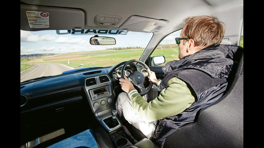 Subaru Impreza WRX Sti, Cockpit, Fahrersicht