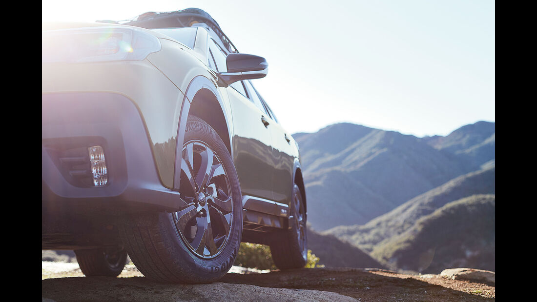 Subaru Outback Teaser 2020 New York