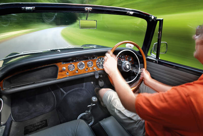 Sunbeam Tiger, Cockpit