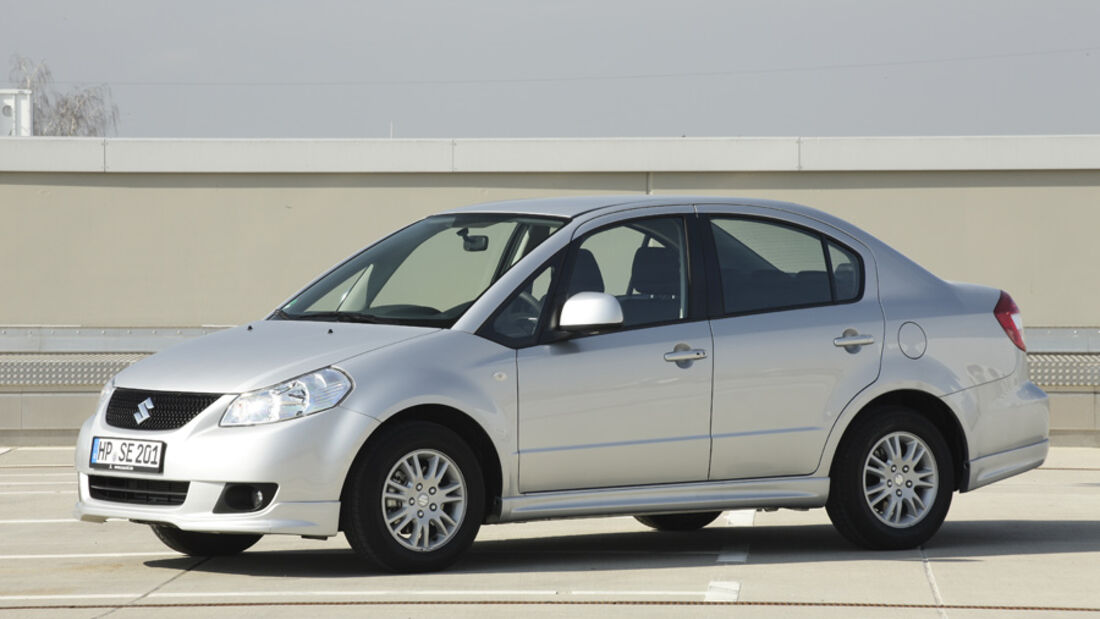 Suzuki SX 4, Stufenheck