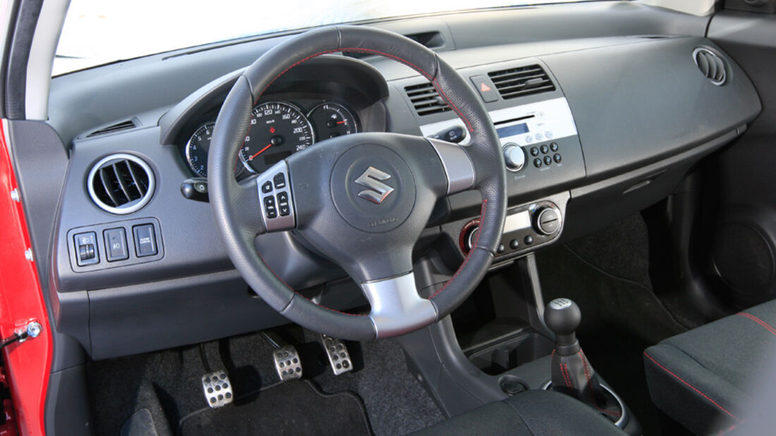 Suzuki Swift Sport 1600, Cockpit, Lenkrad