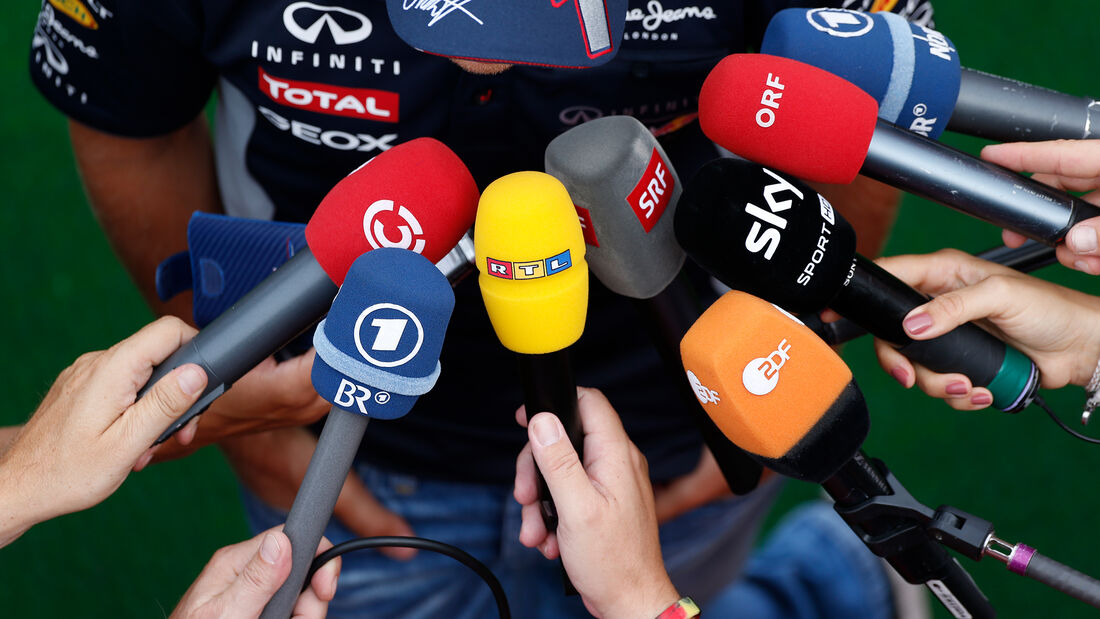 TV-Mikrophone - Interview - Formel 1