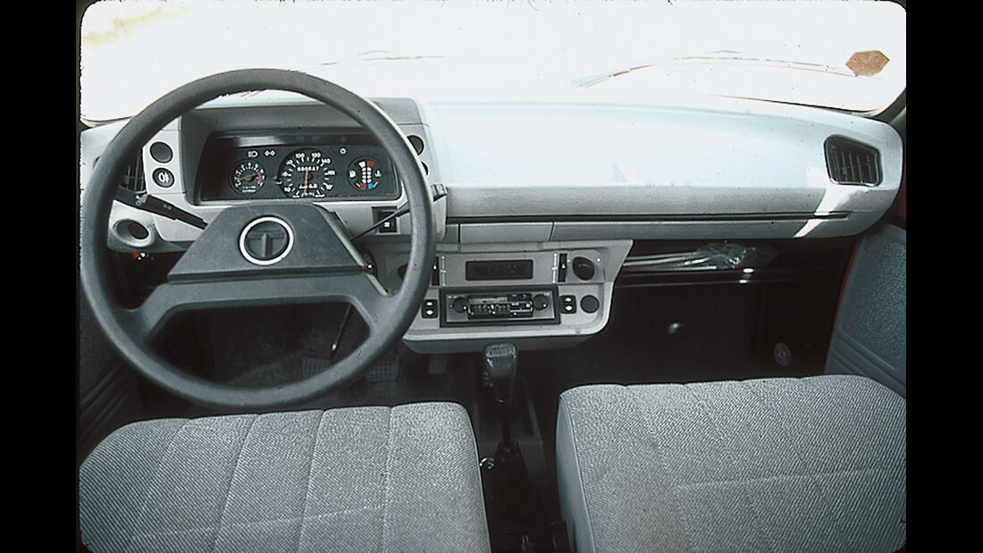 Talbot Samba Cabrio, Cockpit