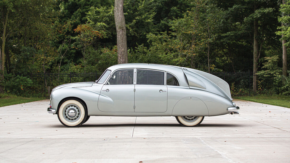 Tatra T87