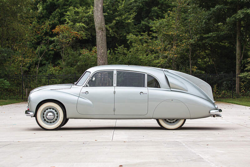 Tatra T87