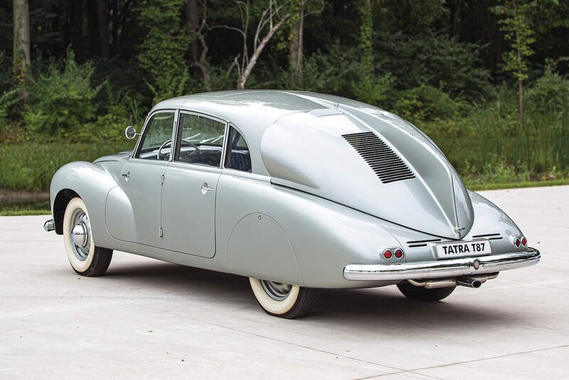 Tatra T87