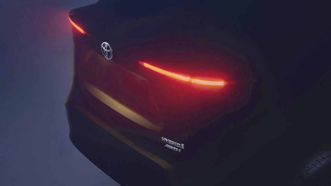 Teaser Toyota B-SUV