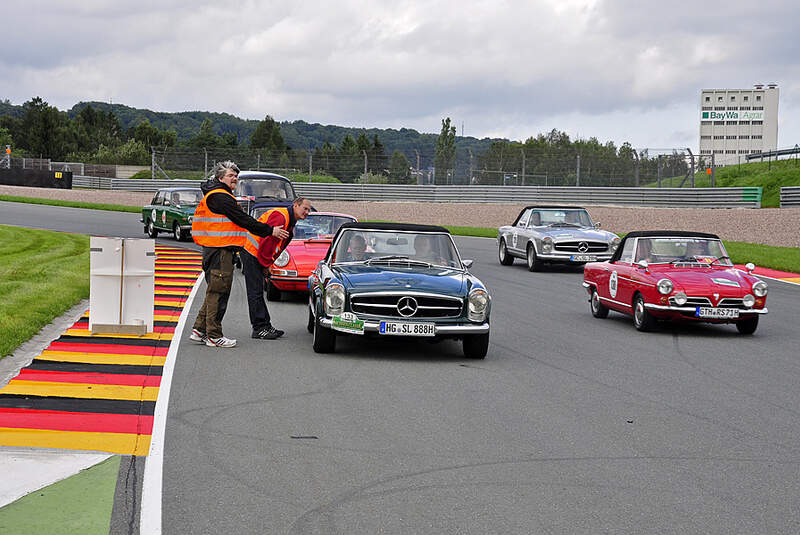 Teilnehmer auf dem Sachsenring bei der Sachsen Classic 2010