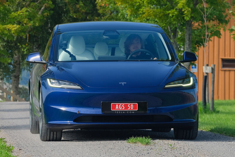 Tesla Model 3 Facelift 2031