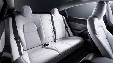 Tesla Model 3 offizielle Werksbilder Stand 10-22