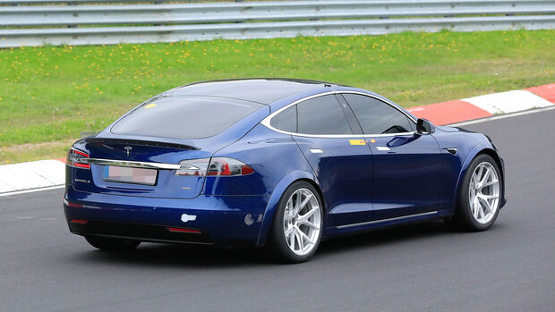 Tesla Model S Nordschleifenrekordversuch