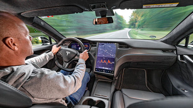 Tesla Model S P100D 4X4, Interieur