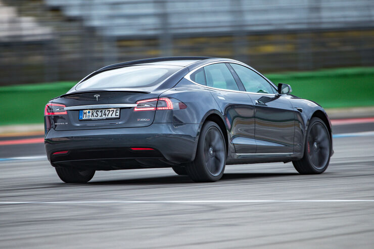 Tesla Spendiert Model S X Synchronmotor Aus Dem Model 3 Auto Motor Und Sport