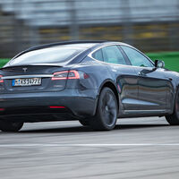Tesla Model S P100D - Elektroauto - Sportwagen - Test