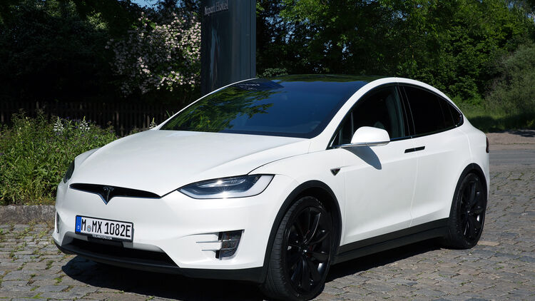 Geruchte Zu Neuen Versionen Von Tesla Model S Und X 2019