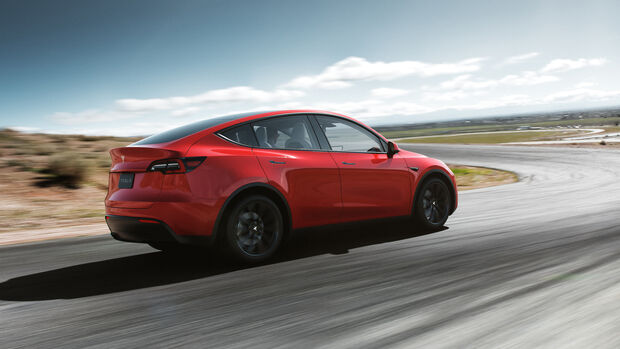 Tesla Model Y (2020)