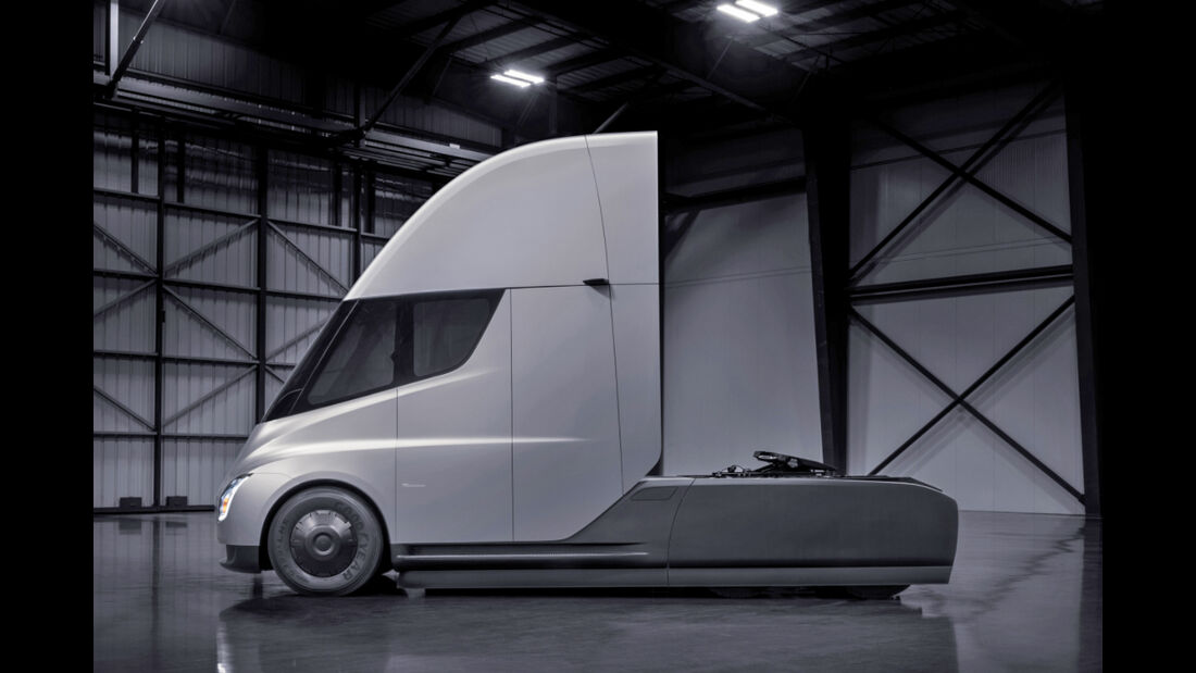 Tesla Semi Truck (2019)