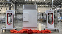 Tesla Supercharger-Fabrik im chinesischen Shanghai