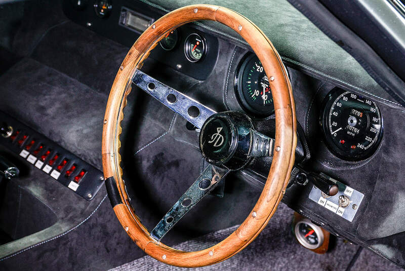 The Beast von John Dodd Oldtimer-Kombi mit Flugzeugmotor