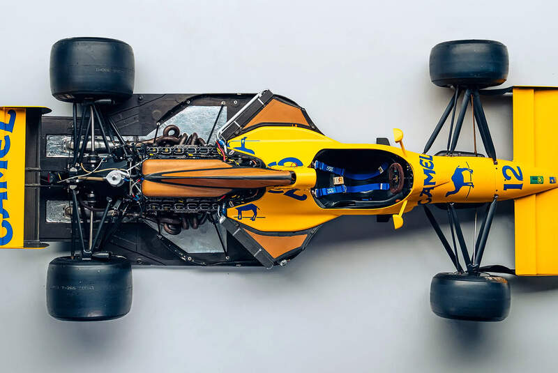 The Camel Collection Lotus Type 102 Lamborghini 5000QV