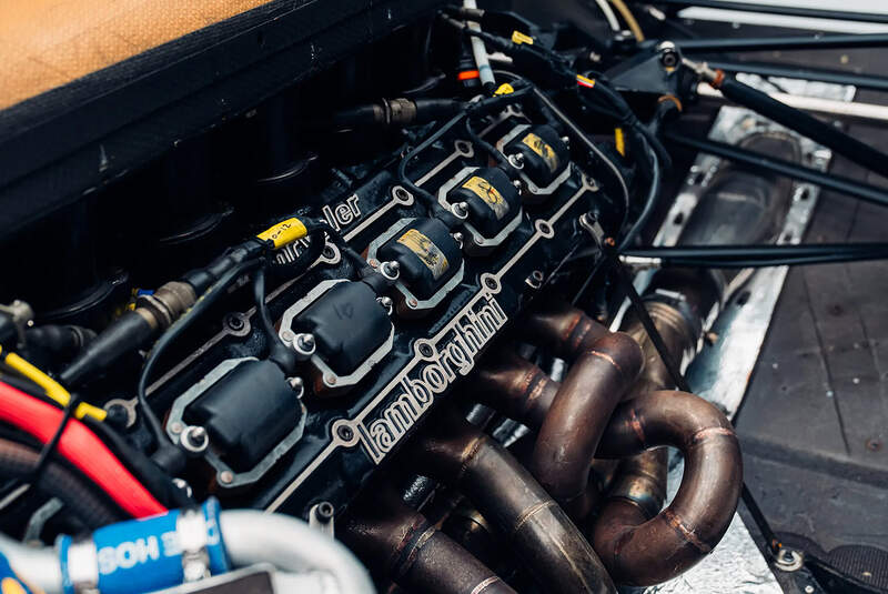 The Camel Collection Lotus Type 102 Lamborghini 5000QV