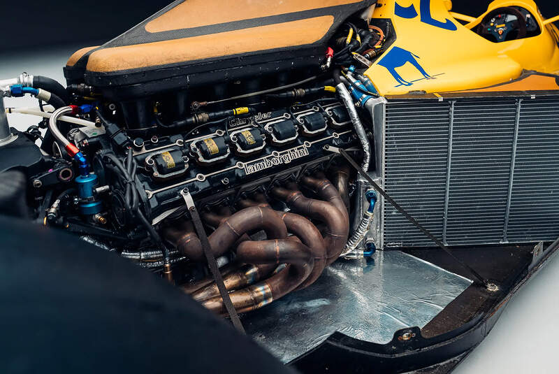 The Camel Collection Lotus Type 102 Lamborghini 5000QV