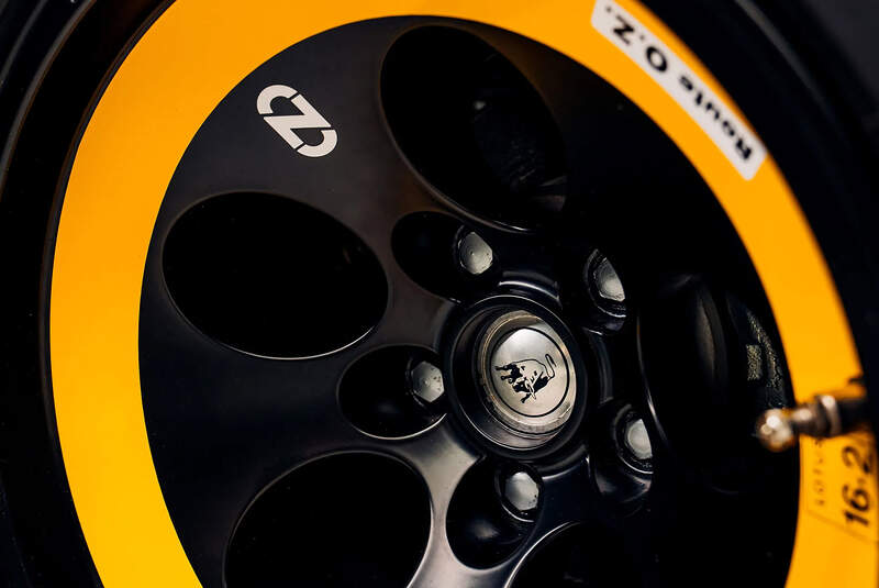 The Camel Collection Lotus Type 102 Lamborghini 5000QV