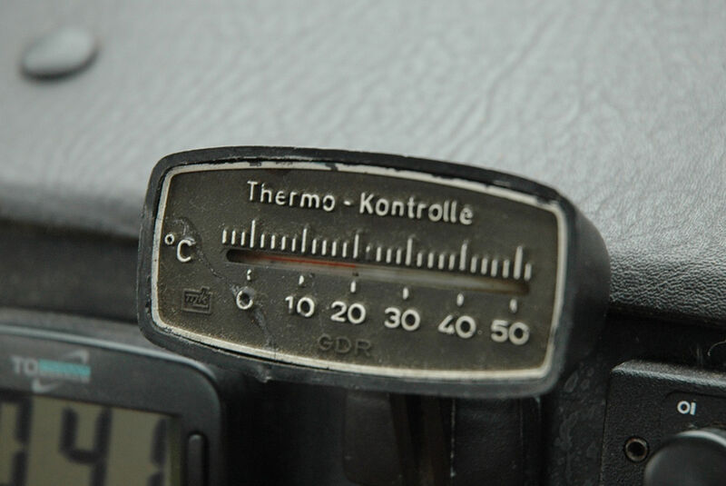 Thermometer Trabi