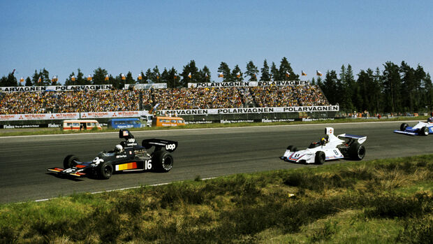 Tom Pryce - Shadow DN5 - Carlos Pace - Brabham BT44B - GP Schweden 1975 - Anderstorp