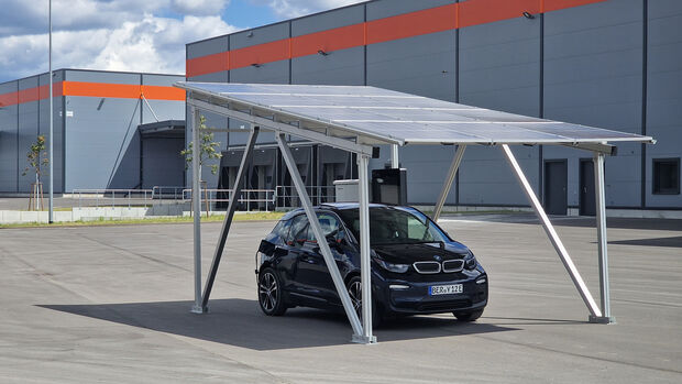 Solar-Carport mit Speicher: Nachts laden für 10.990 Euro