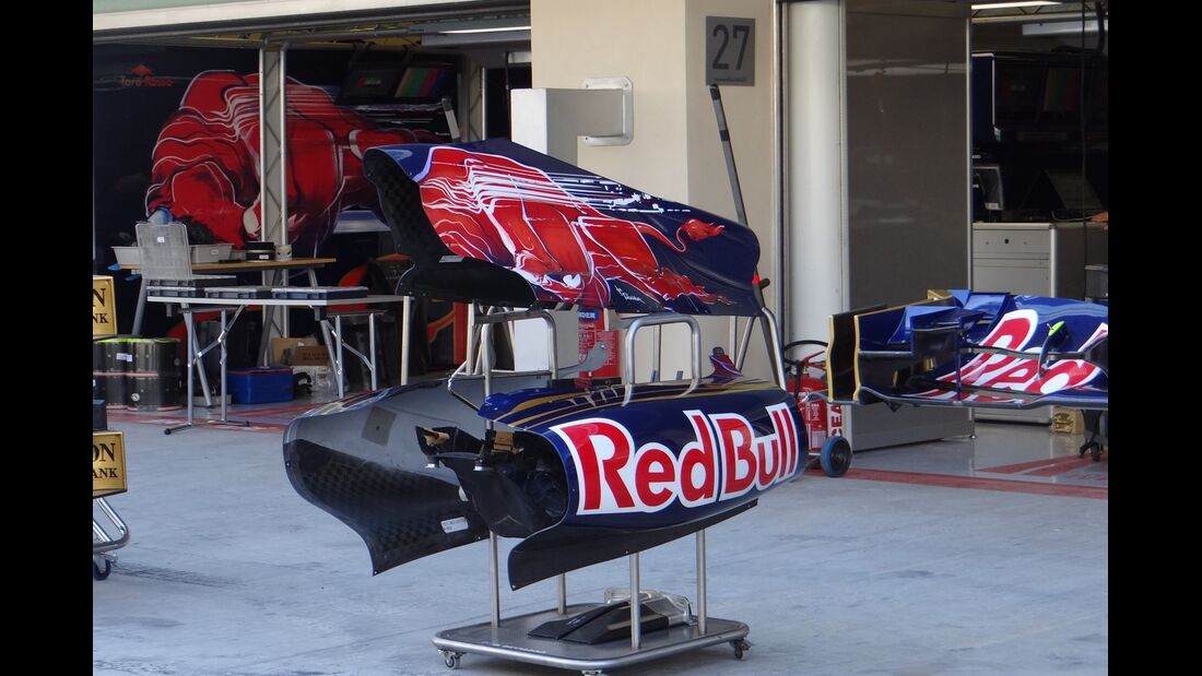 Toro Rosso Bodywork  - Formel 1 - GP Abu Dhabi - 01. November 2012