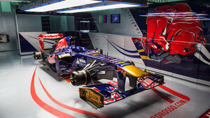 Toro Rosso Box GP Malaysia 2013