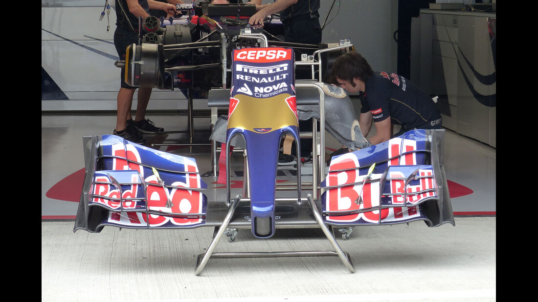 Toro Rosso - Formel 1 - GP Japan - 3. Oktober 2014