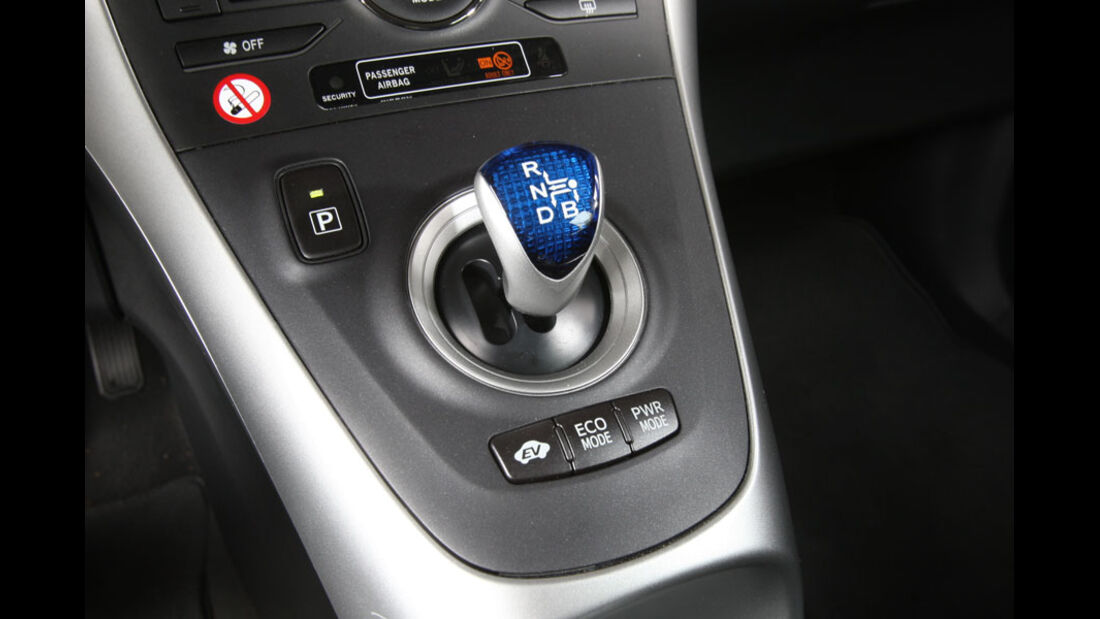 Toyota Auris Hybrid, Automatik-Wählhebel