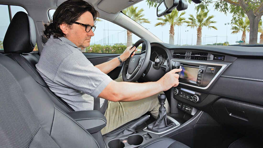 Toyota Auris Touring Sports, Cockpit, Heinrich Lingner