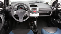 Toyota Aygo 1.0i, Cockpit, Lenkrad