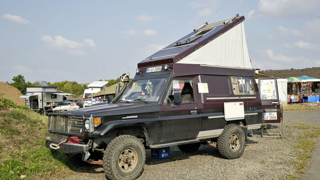 Toyota Buschtaxi-Treffen 2016 in Storndorf 